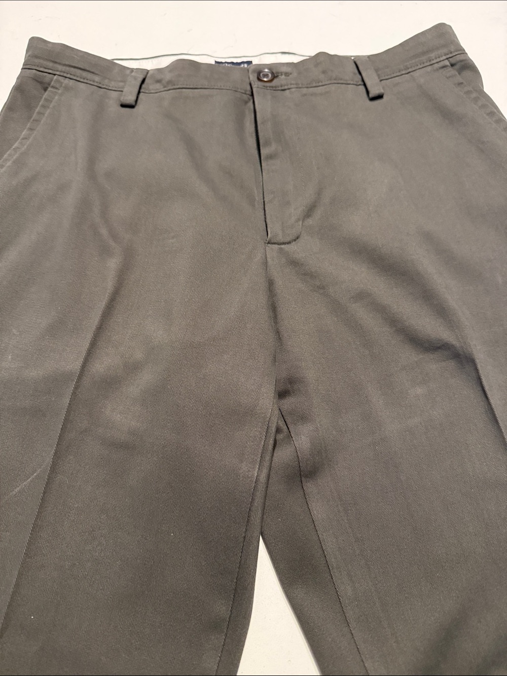 Dockers Classic Fit Pants in Olive